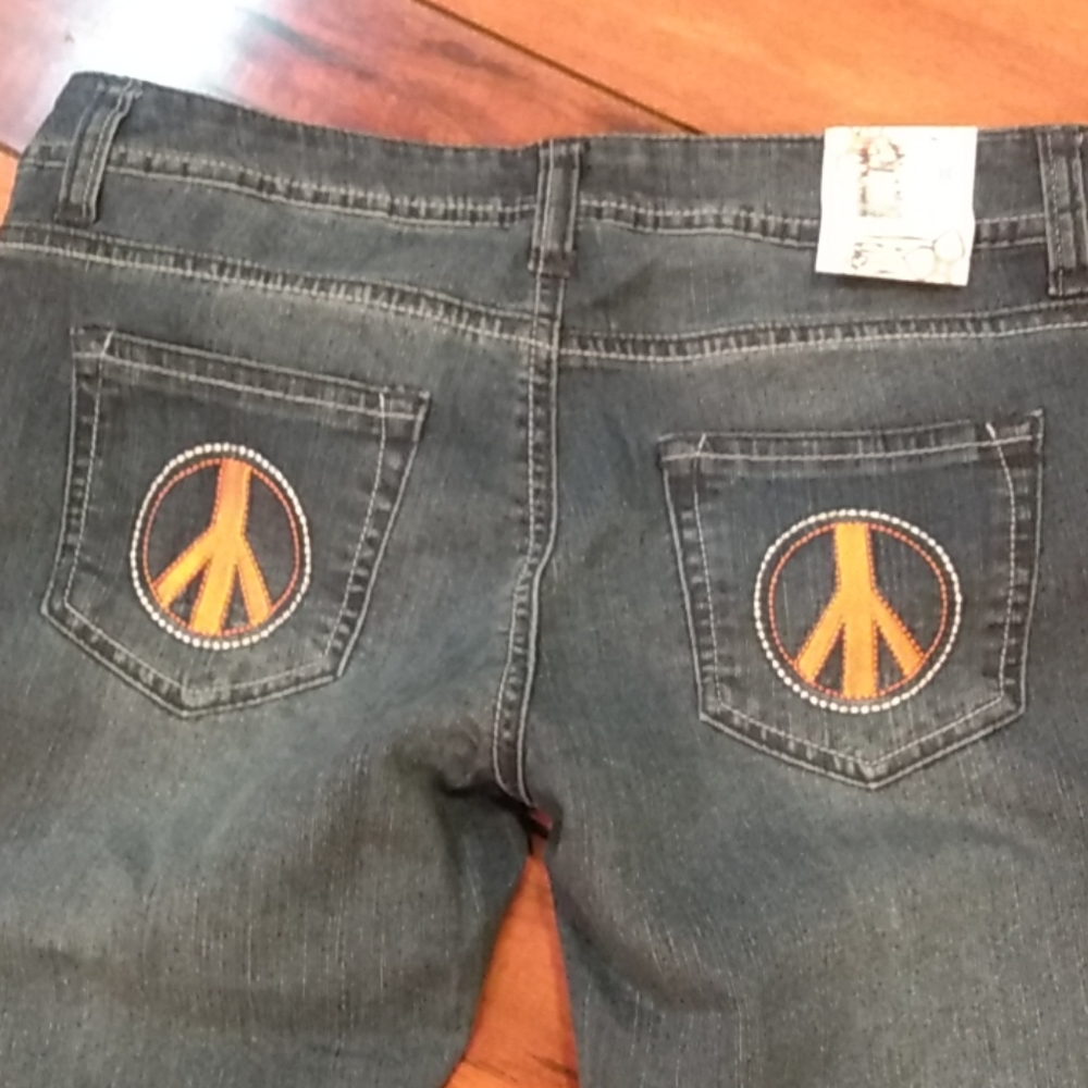 Jeans - Picture 4 of 4